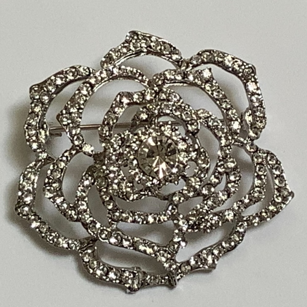 Silver Toned Rhinestone Flower Brooch - Picture 5 of 8